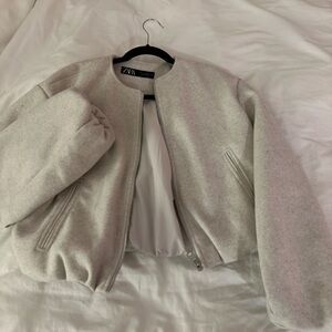 Zara Soft Beige Cropped Jacket